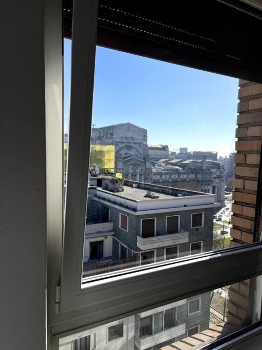 Filzi Appartamento Centrale Milão Exterior foto